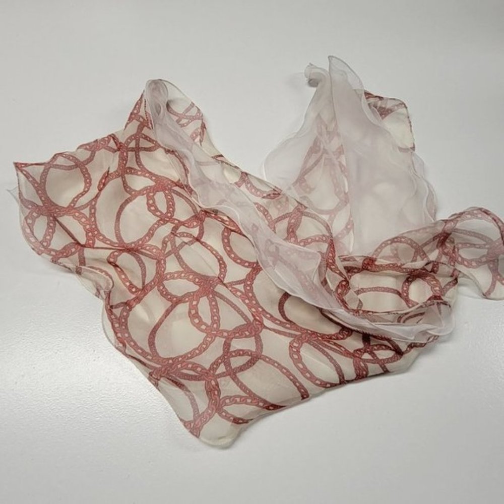 Double Layer White And Cream Chain Link Print Rec… - image 1